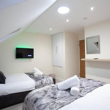 6 Bedroom House 10Min Drive From City Centre Manchester Dış mekan fotoğraf