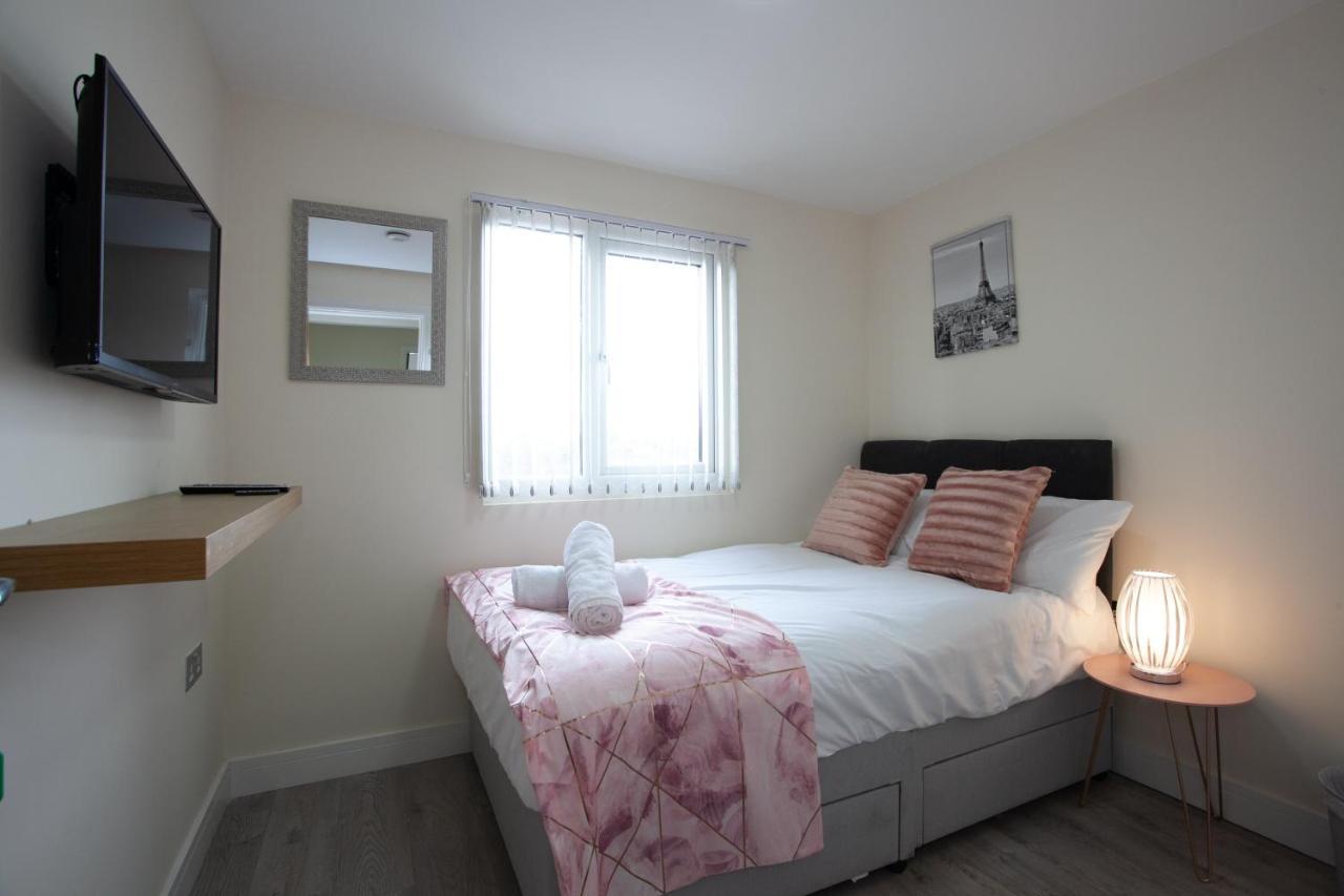 6 Bedroom House 10Min Drive From City Centre Manchester Dış mekan fotoğraf