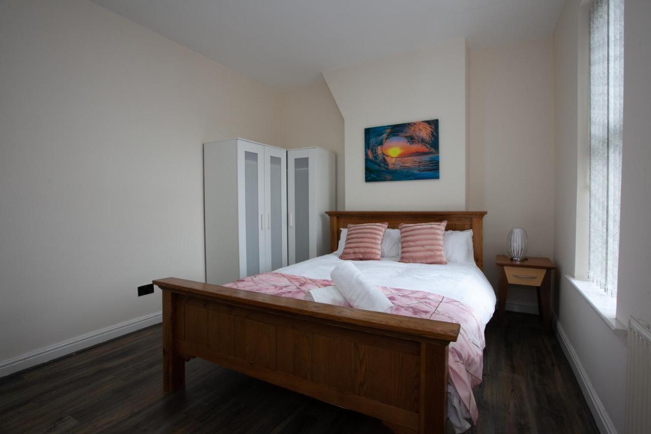 6 Bedroom House 10Min Drive From City Centre Manchester Dış mekan fotoğraf