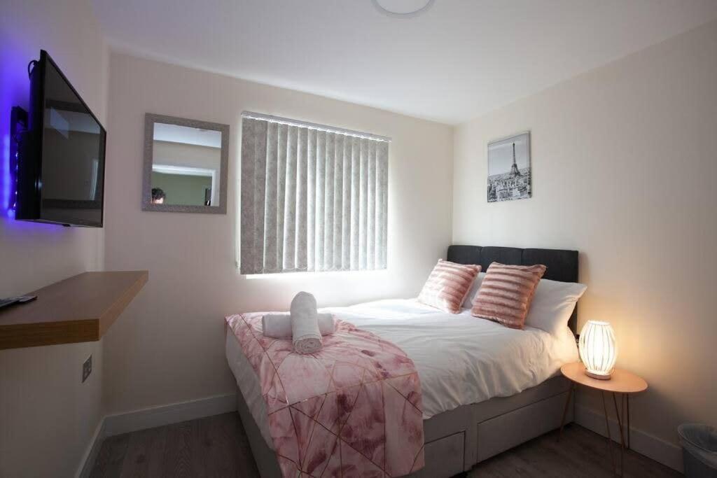 6 Bedroom House 10Min Drive From City Centre Manchester Dış mekan fotoğraf